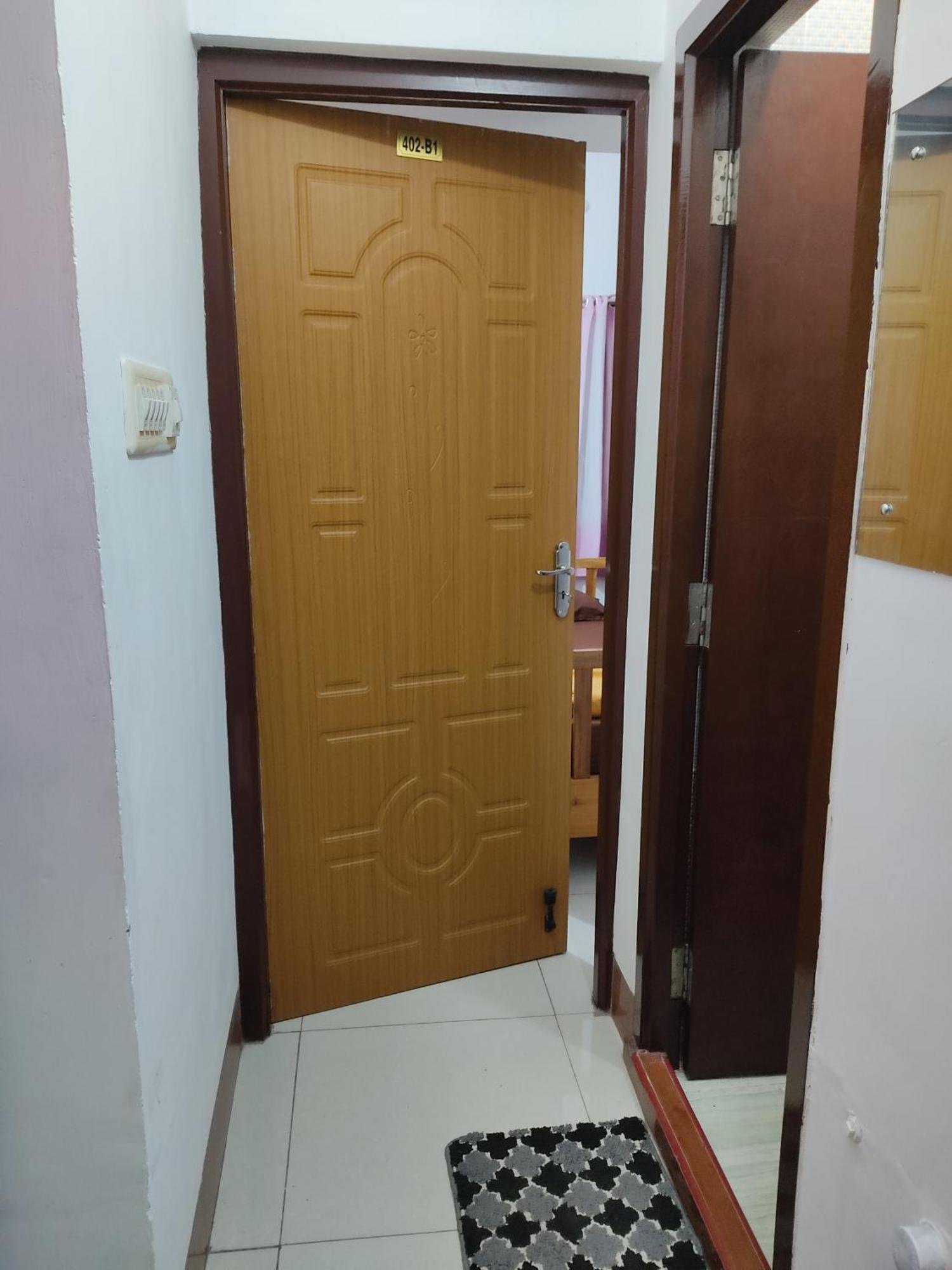 ホテル Manora Residency ポンディシェリ エクステリア 写真